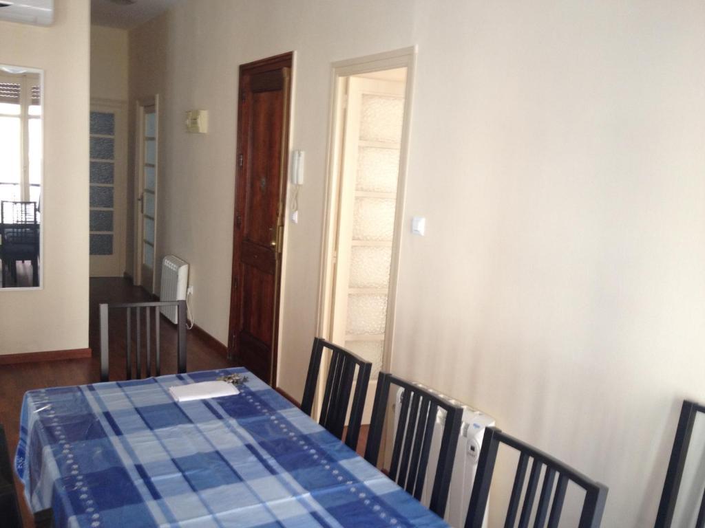 Apartamentos Turia Valência Quarto foto
